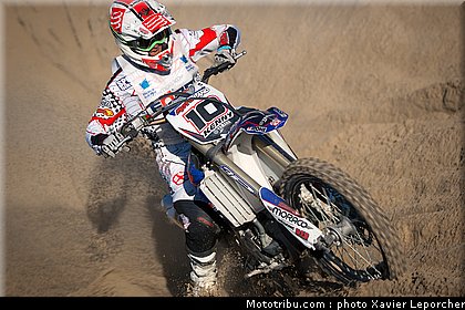 paget_002_beach_cross_berck_sur_mer_2011.jpg