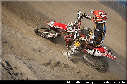 potisek_s_002_beach_cross_berck_sur_mer_2011.jpg