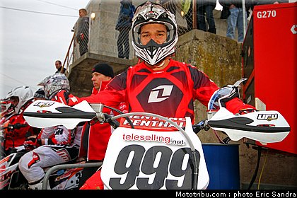 mx_2011_valence_goncalves_1.jpg