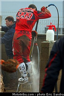 mx_2011_valence_goncalves_2.jpg