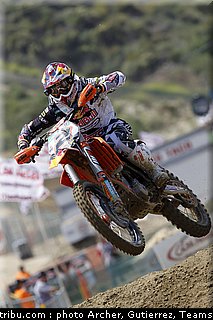cross_usa_nagl_03_glen_helen_2011.jpg