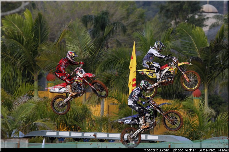 mx1_002_motocross_2012_bresil_beto_carrero