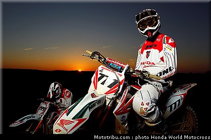 bobryshev_goncalves_5_team_honda_world_motocross_2012.jpg