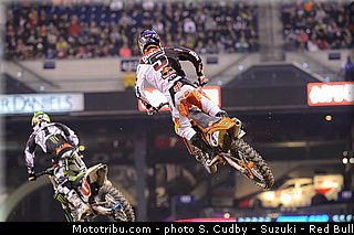 dungey_004_supercross_us_2013_indianapolis.jpg