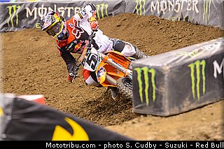 dungey_006_supercross_us_2013_indianapolis.jpg