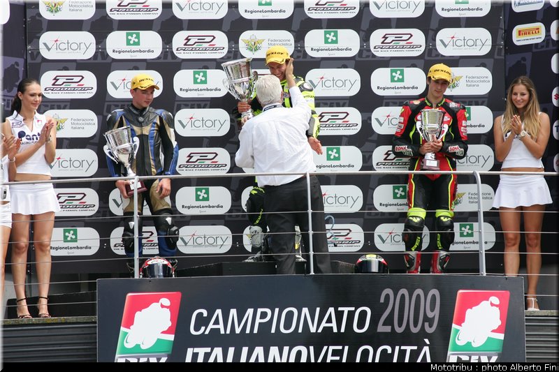 Il_Presidente_FMI_Sesti_premia_Moretti