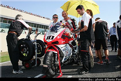 Lorenzo-Mauri_4gara_Superbike.JPG