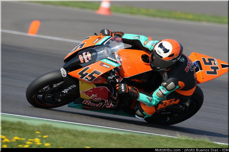 superbike_bauer_16_idm_2011_lausitz