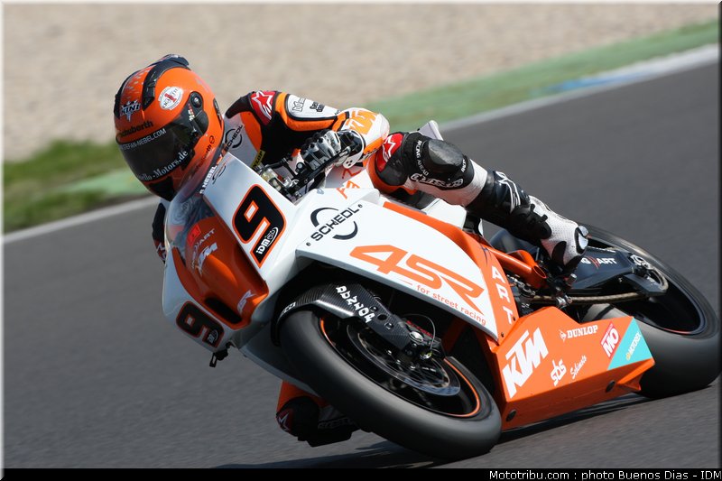 superbike_nebel_07_idm_2011_lausitz