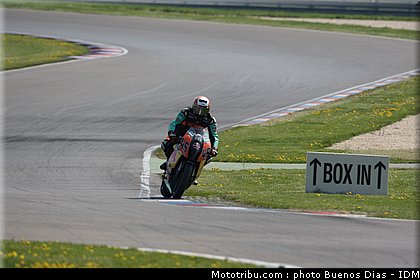 superbike_bauer_19_idm_2011_lausitz.jpg