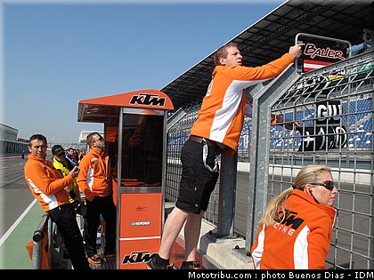 superbike_bauer_23_idm_2011_lausitz.jpg