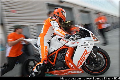 superbike_nebel_05_idm_2011_lausitz.jpg