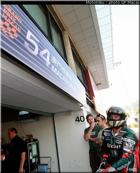 0203_macao_paddock2007_01