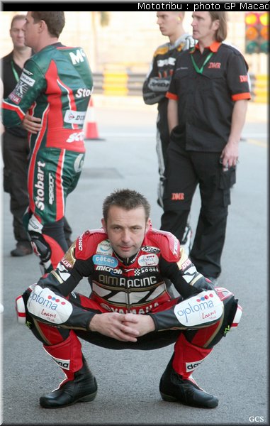 0211_macao_paddock2007_09