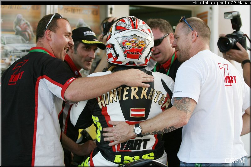 0212_macao_paddock2007_10