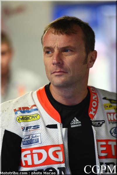 anstey_001_macao_2011