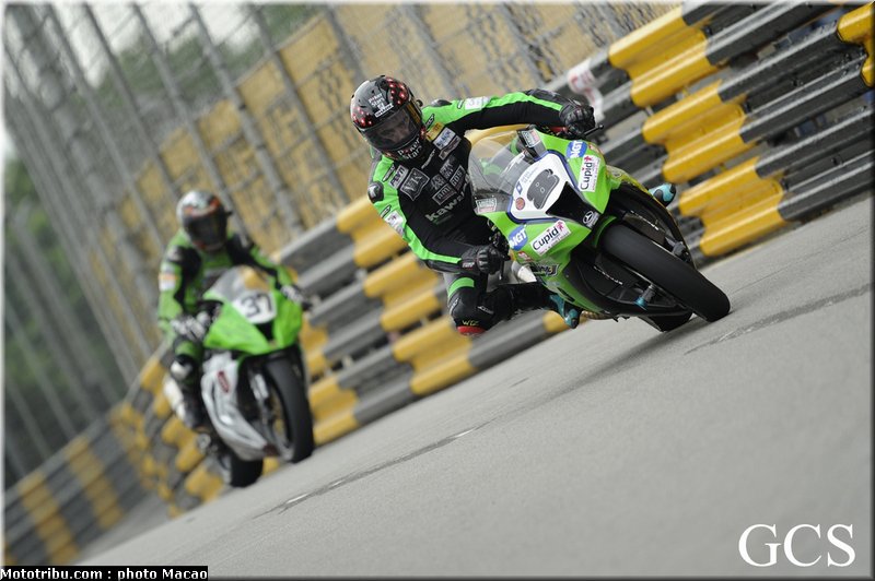 cummins_002_macao_2011