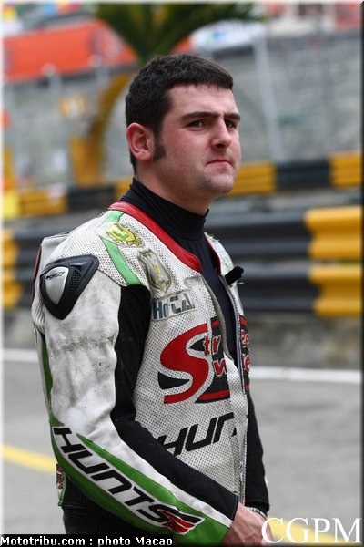 dunlop_m_001_macao_2011