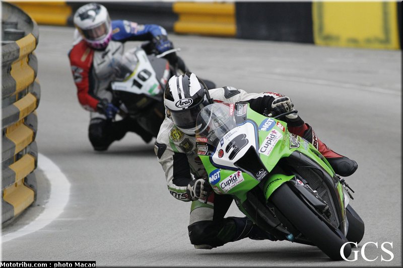 dunlop_m_002_macao_2011