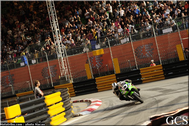 dunlop_m_004_macao_2011