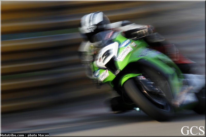 dunlop_m_005_macao_2011