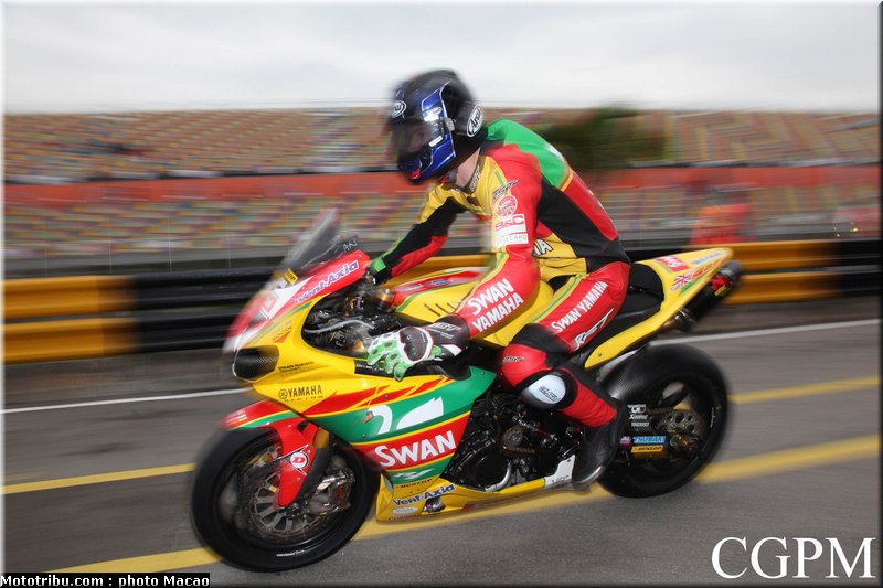 hutchinson_002_macao_2011