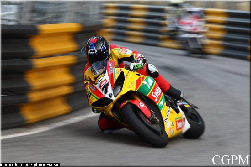 hutchinson_007_macao_2011