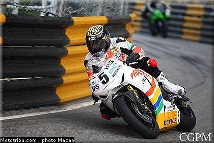 anstey_006_macao_2011.jpg