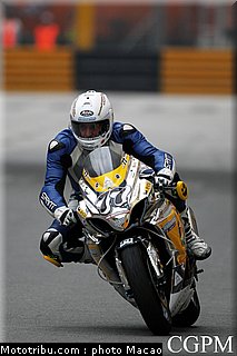 caetano_001_macao_2011.jpg