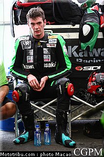 cummins_001_macao_2011.jpg