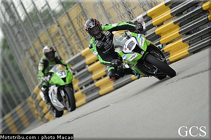 cummins_002_macao_2011.jpg