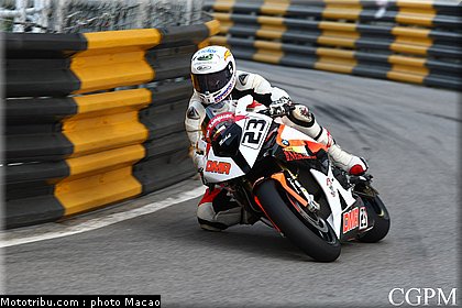 dokoupil_008_macao_2011.jpg
