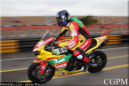 hutchinson_002_macao_2011.jpg