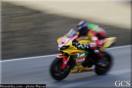 hutchinson_006_macao_2011.jpg