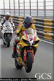 hutchinson_008_macao_2011.jpg
