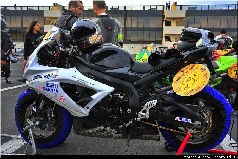 moto_tour_2009_paul_ricard_parking_0059