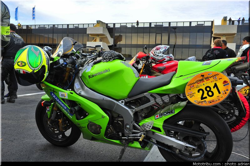 moto_tour_2009_paul_ricard_parking_0066