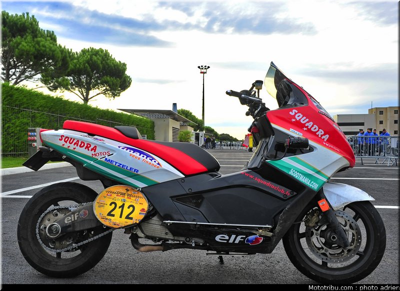 moto_tour_2009_paul_ricard_parking_0076
