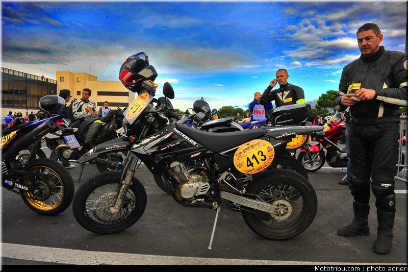 moto_tour_2009_paul_ricard_parking_0090