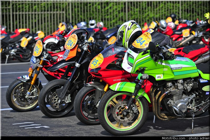 moto_tour_2009_paul_ricard_parking_0094