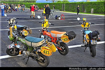 moto_tour_2009_paul_ricard_parking_0024.JPG