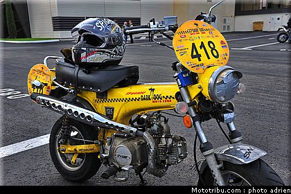 moto_tour_2009_paul_ricard_parking_0027.JPG