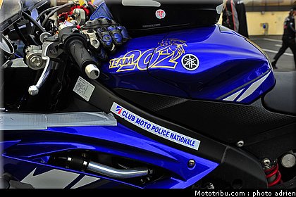 moto_tour_2009_paul_ricard_parking_0050.JPG