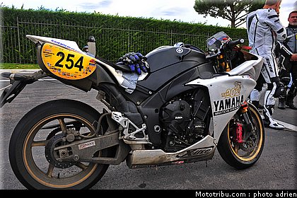 moto_tour_2009_paul_ricard_parking_0057.JPG