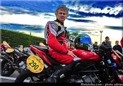 moto_tour_2009_paul_ricard_parking_0068.JPG