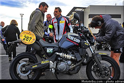 moto_tour_2009_paul_ricard_parking_0080.JPG