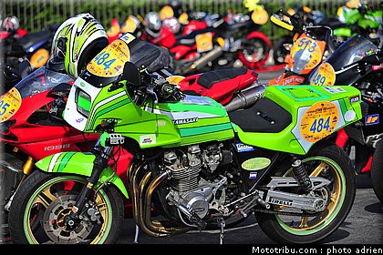 moto_tour_2009_paul_ricard_parking_0093.JPG
