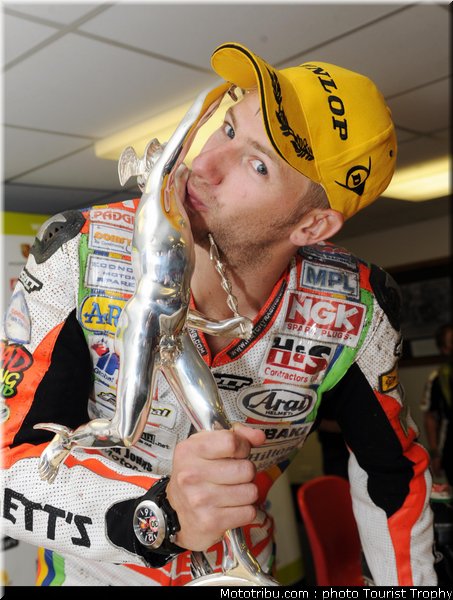 tourist_trophy_hutchinson_014_2010