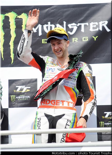 tourist_trophy_hutchinson_016_2010
