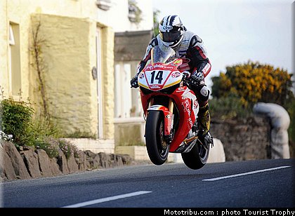 tourist_trophy_dunlop_1_2010.jpg